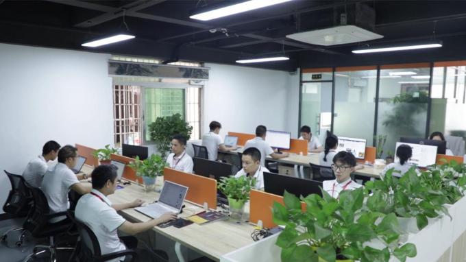 5A Pa66 M12の防水コネクターの男性のまっすぐな90の程度ROHS 8