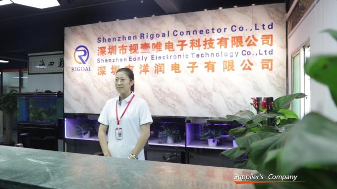 5A Pa66 M12の防水コネクターの男性のまっすぐな90の程度ROHS 7