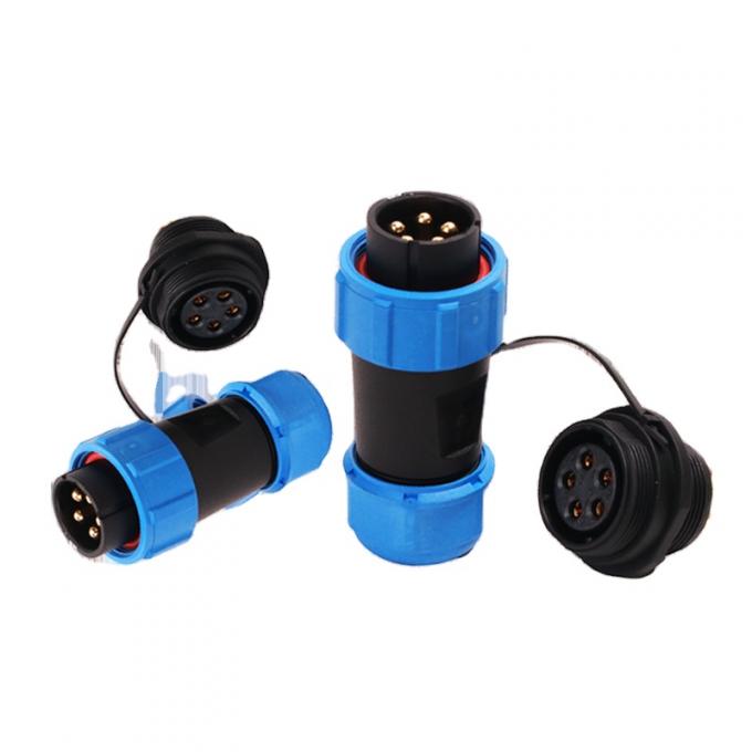 IP68防水円のプラスチック コネクターのインライン ケーブルは真鍮の接触を差し込む 1